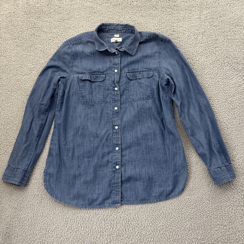 Loft The Softened Shirt Blue Chambray Button Up Preppy Casual Women's Medium